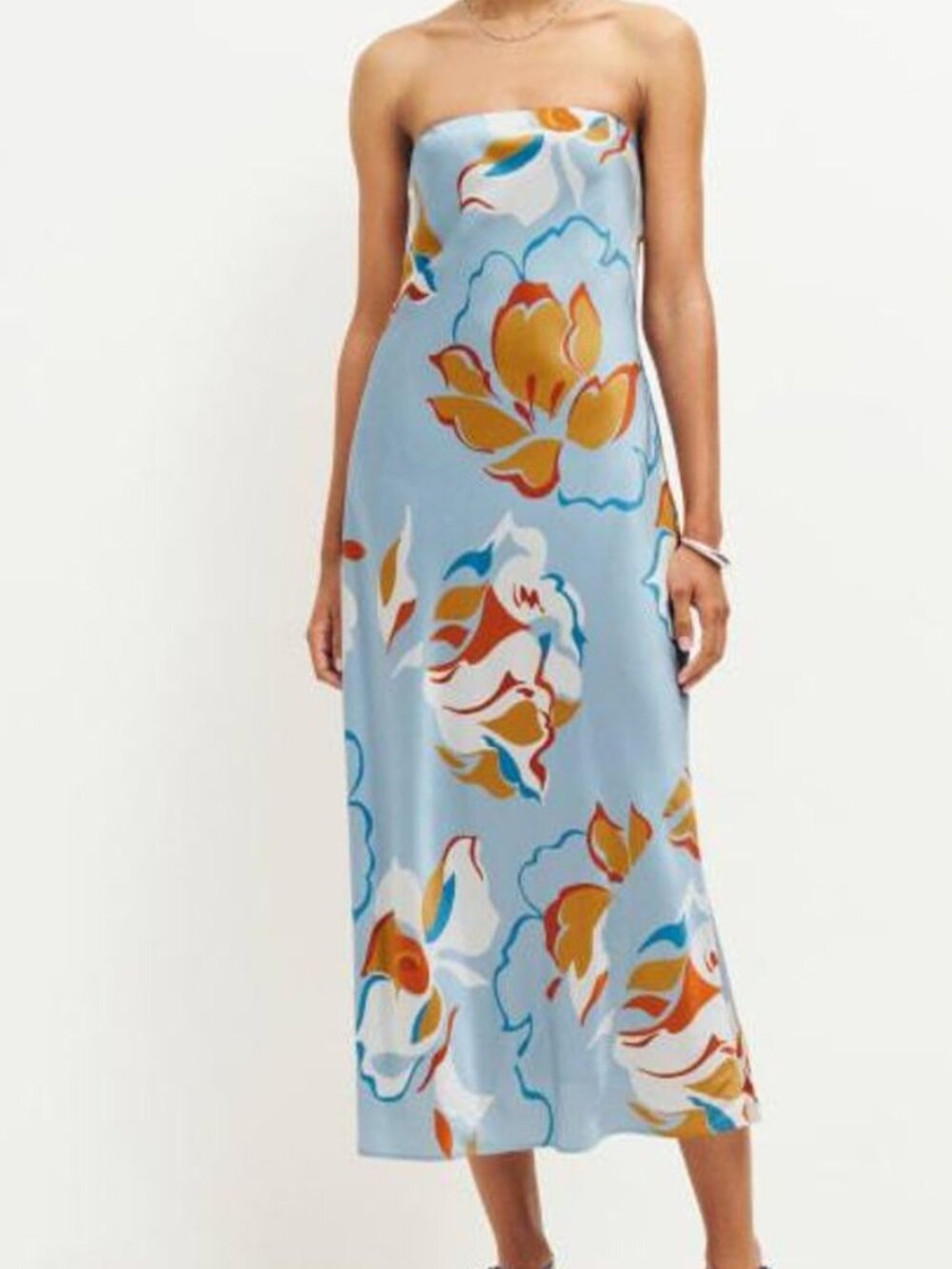 Reformation Joanne Silk Dress in Hyperion - Picture 3 of 8